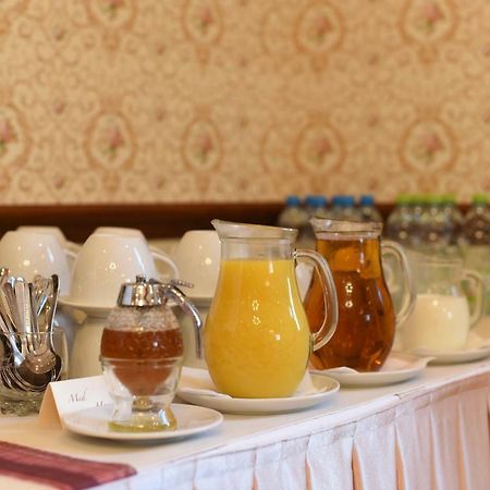 Villa Zerotin Penzion Bed & Breakfast Велке Лосины Экстерьер фото