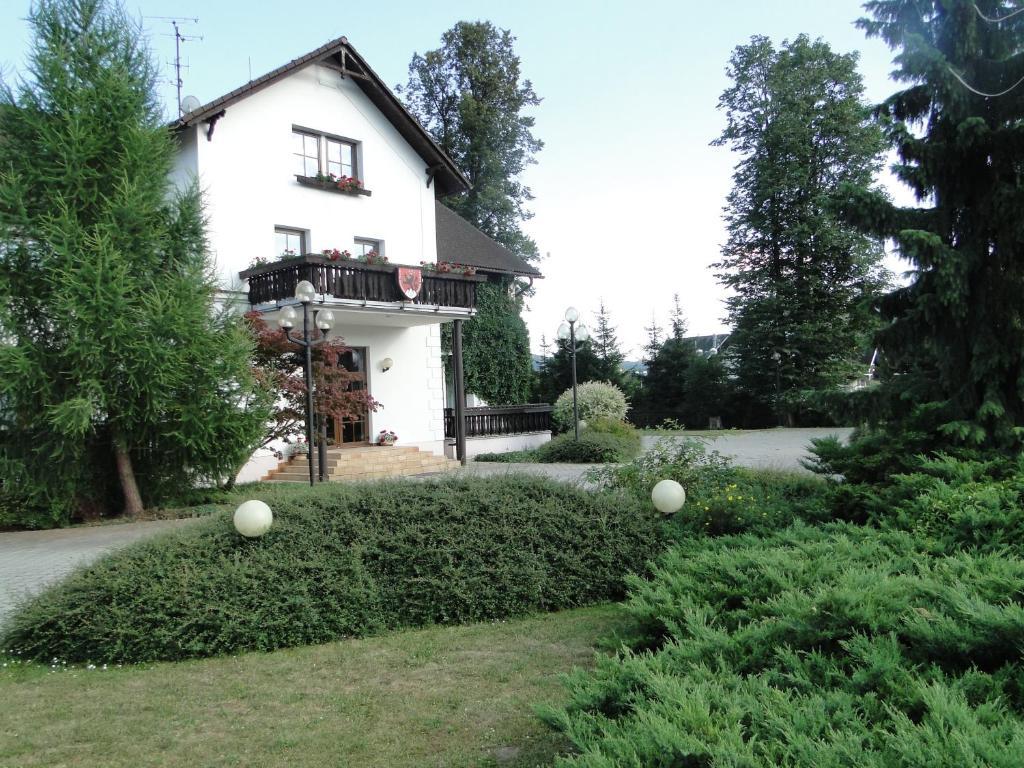 Villa Zerotin Penzion Bed & Breakfast Велке Лосины Экстерьер фото
