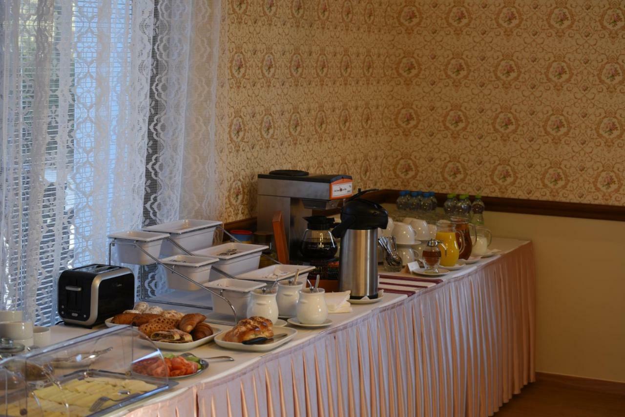 Villa Zerotin Penzion Bed & Breakfast Велке Лосины Экстерьер фото